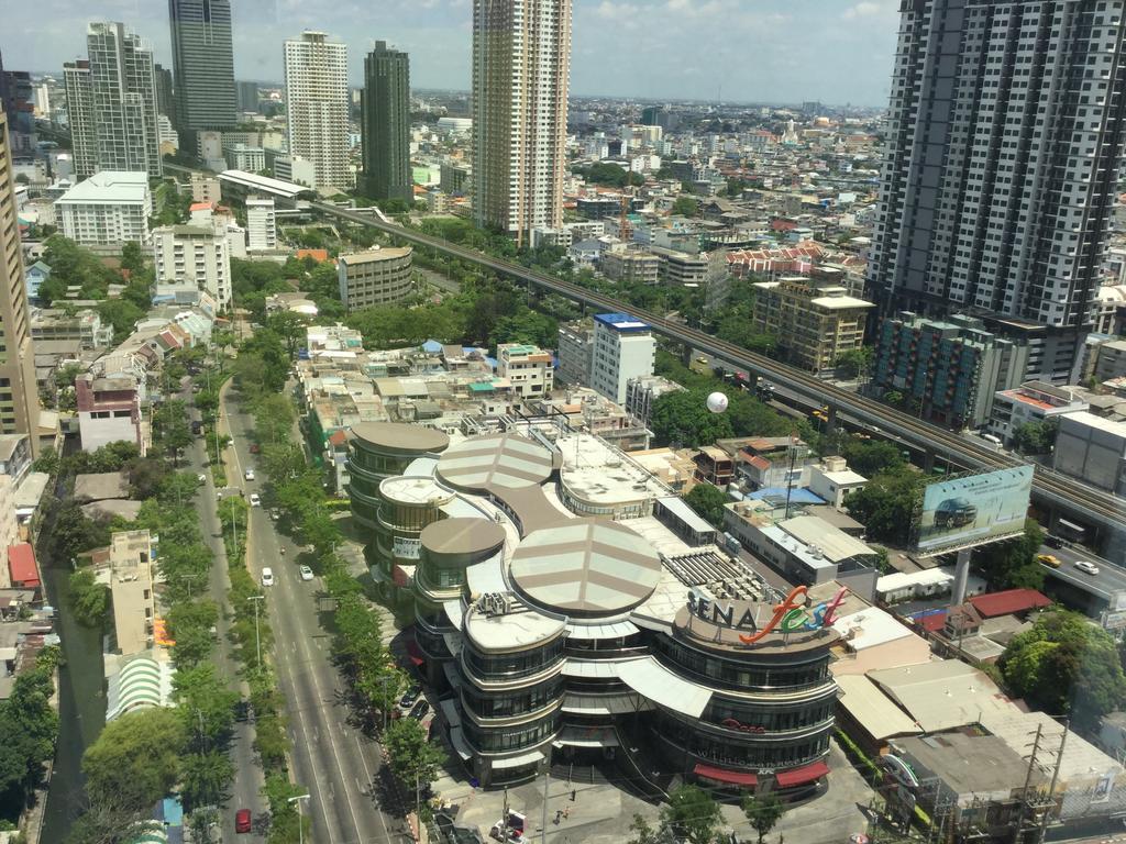 Baan Sathorn Riverfront 曼谷 客房 照片