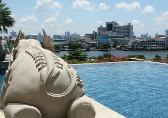 Baan Sathorn Riverfront 曼谷 外观 照片