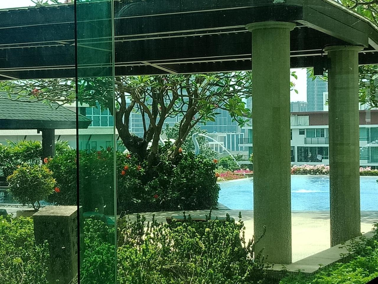Baan Sathorn Riverfront 曼谷 外观 照片